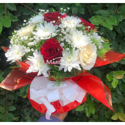 Bouquet bulles 5 roses avec support humide incorporé