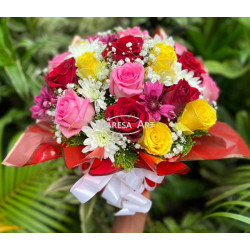 Bouquet bulles multicolore 16 roses avec support humide